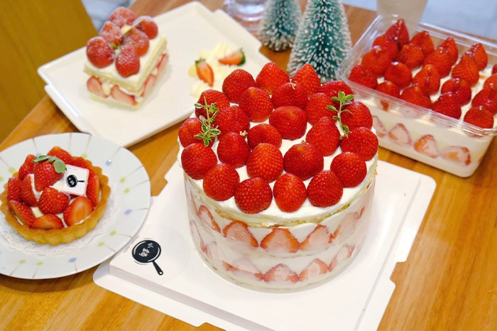 台中中區甜點人氣名單，小鍋甜點主打裸蛋糕、塔類與提拉米蘇，質感系甜點代表。